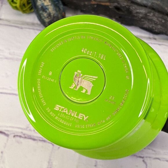 NIB Stanley 40 oz Quencher H2.0 FlowState Tumbler Neon Collection: Neon … - Picture 8 of 15